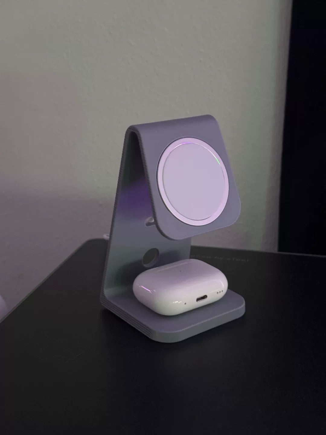 3D Printed 2-in-1 Wireless Charging Stand Desktop Phone Dock Earbuds Charger for iPhone AirPods