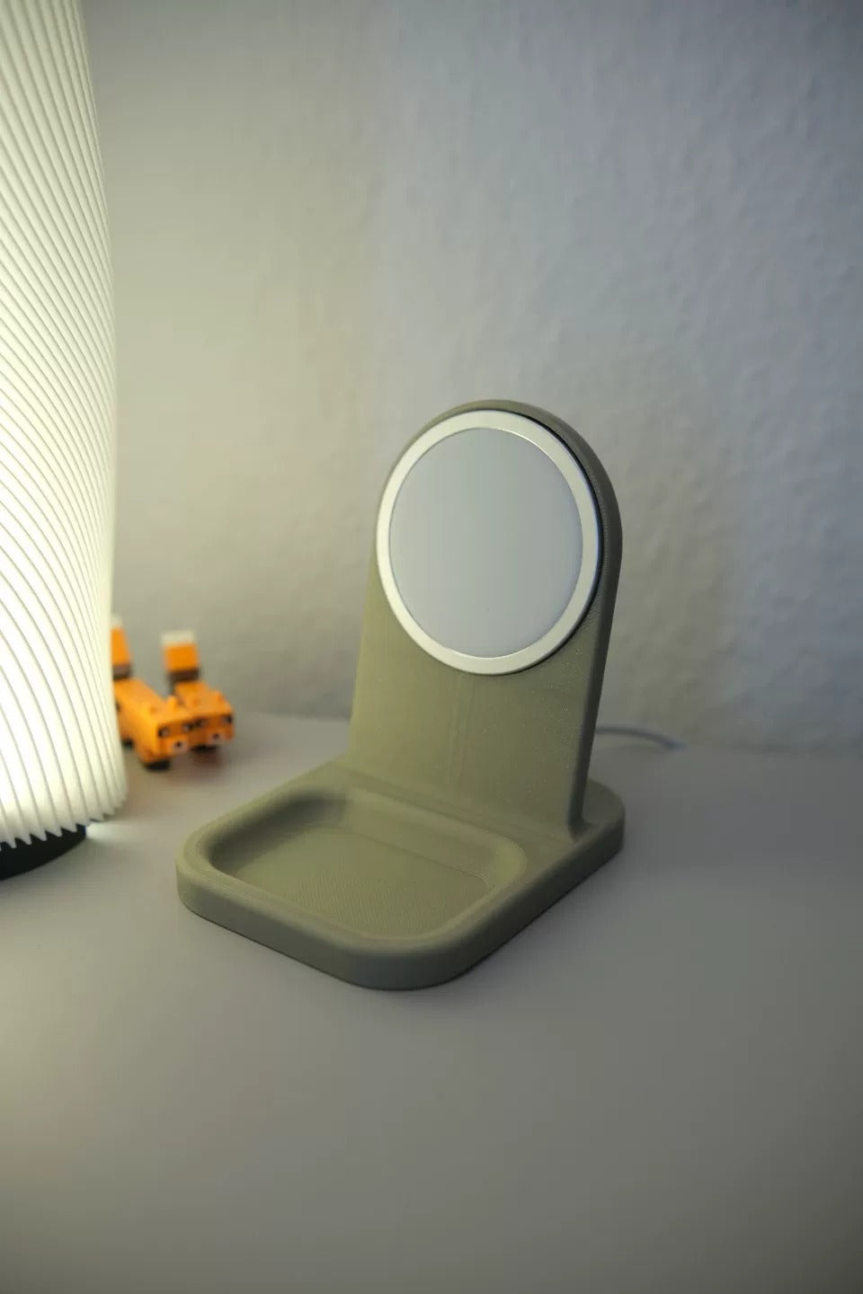3D Printed 2-in-1 Wireless Charging Stand Desktop Phone Dock  Earbuds Charger for iPhone AirPods
