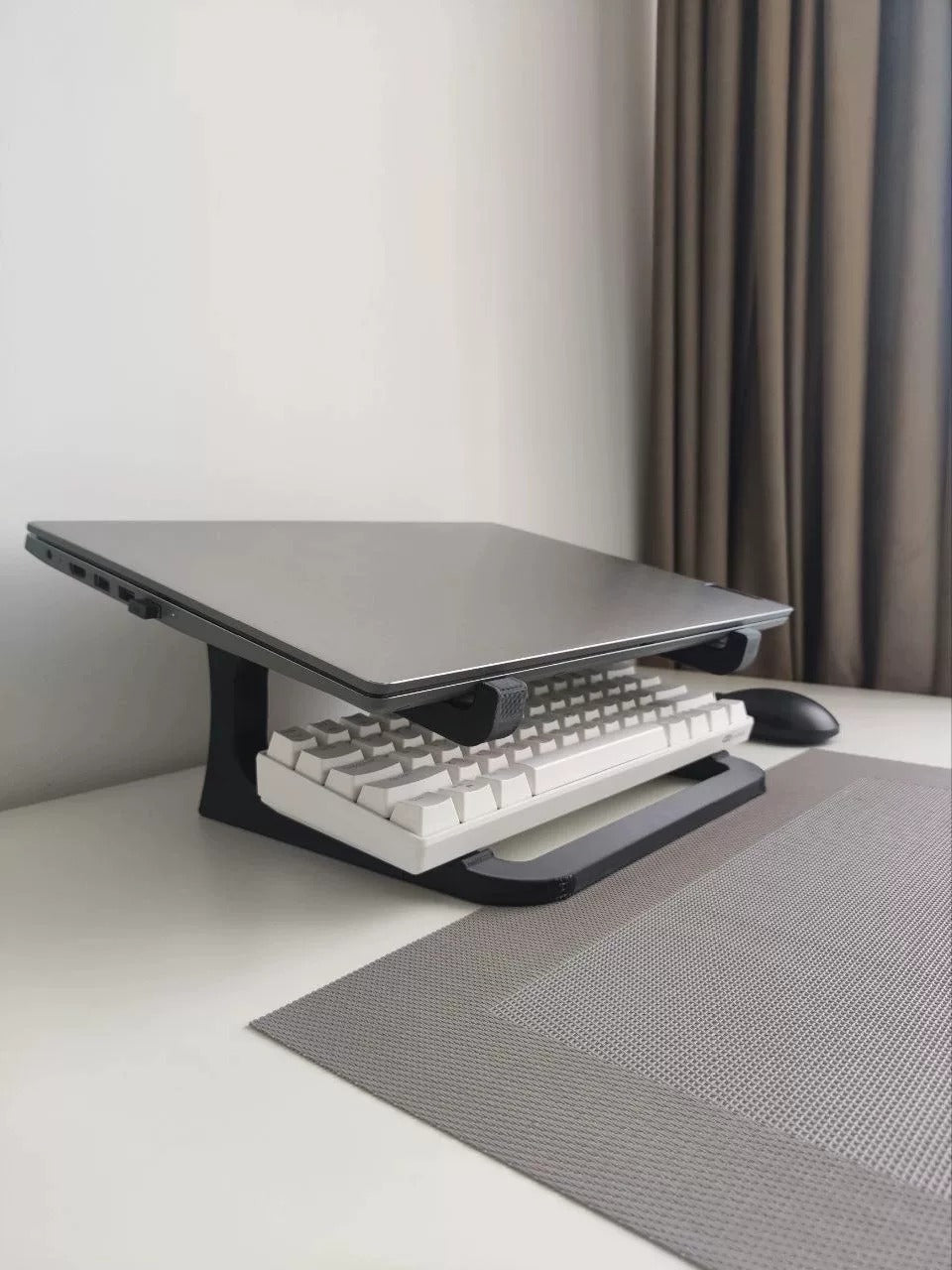 3D Printed Laptop Stand, Ergonomic Notebook Elevator with Storage Space Compatible with 11-17 inch Laptops