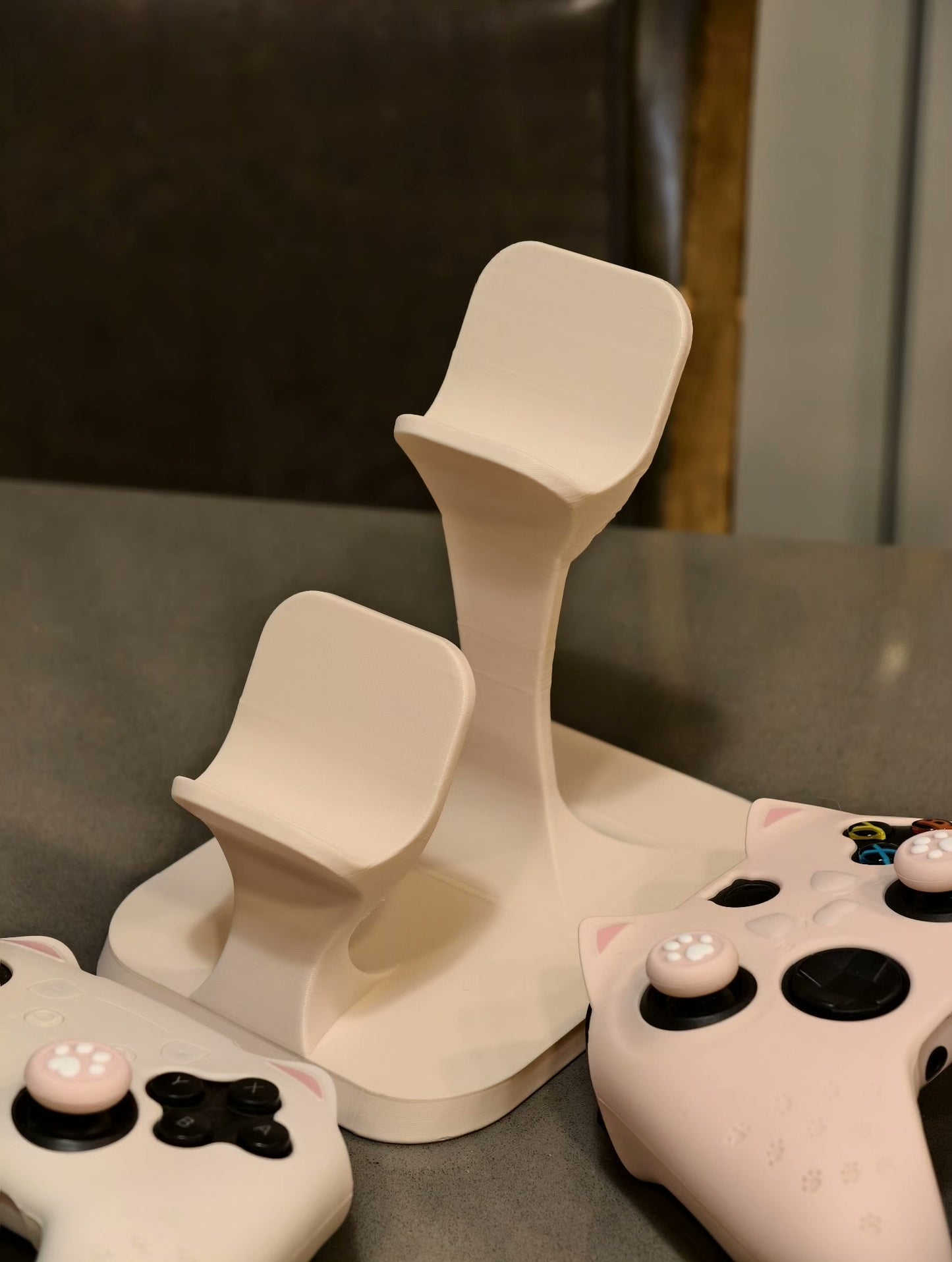 3D Printed Dual-Layer Game Controller Stand for PS4/PS5/Xbox/Switch Pro/8BitDo Universal Storage Rack -