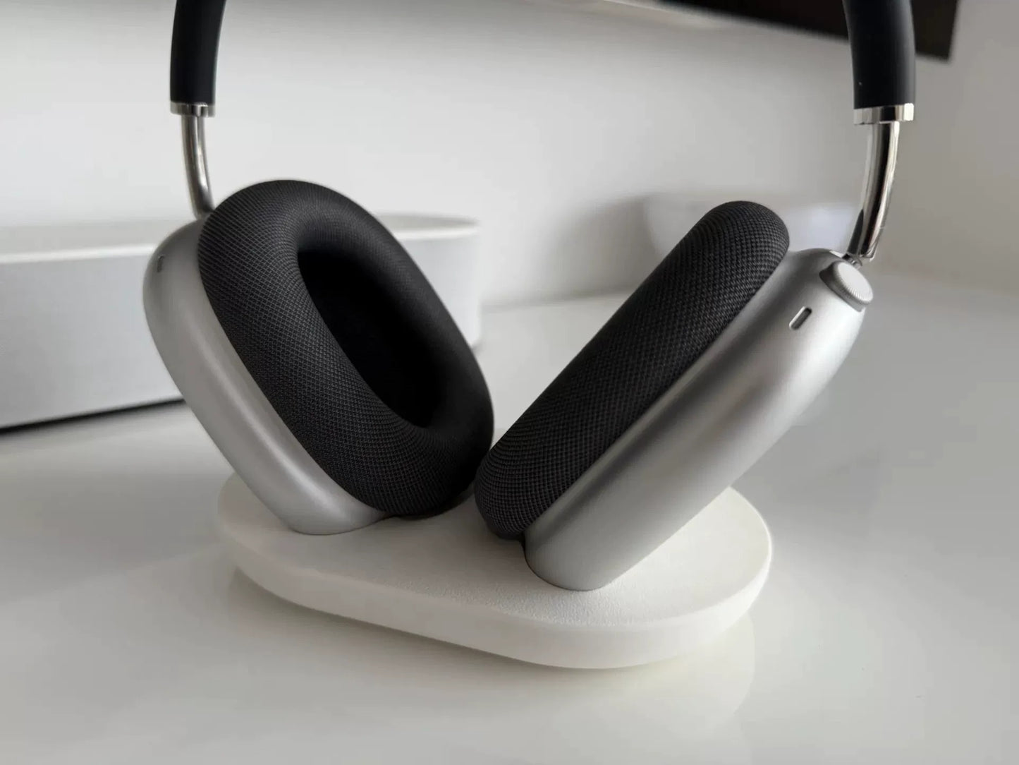 3D Printed AirPods Max Headphone Stand Auto Sleep | Desktop Organizer