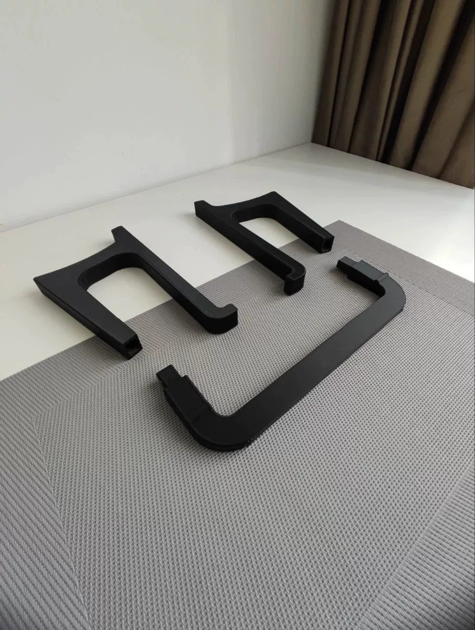 3D Printed Laptop Stand, Ergonomic Notebook Elevator with Storage Space Compatible with 11-17 inch Laptops
